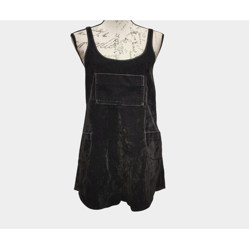 Women's 90s Grunge Black Velvet Romper Shortalls Small Pockets Festival Fall